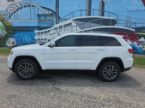 Another view of 2021 Jeep Grand Cherokee Limited for sale in Des Arc, AR at D3 Auto Sales - Des Arc, AR