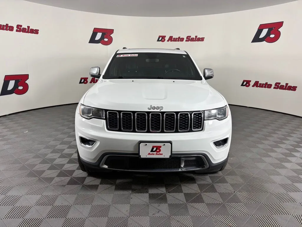 Jeep Grand Cherokee photo 9
