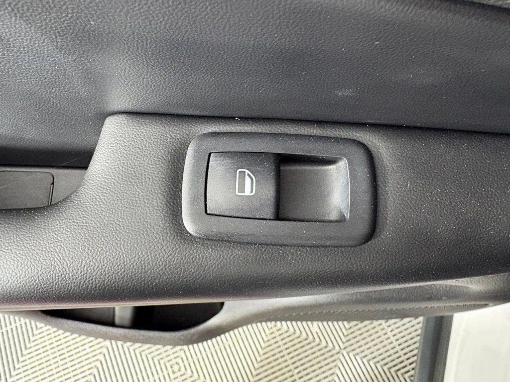 Jeep Grand Cherokee photo 41