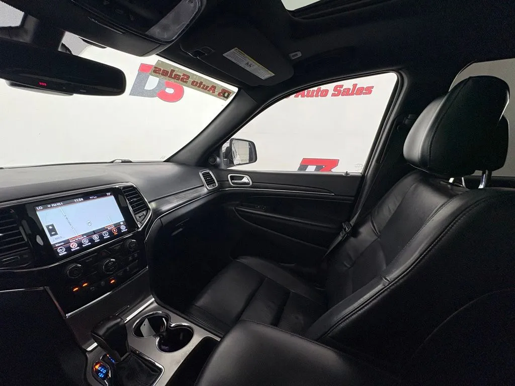 Jeep Grand Cherokee photo 27