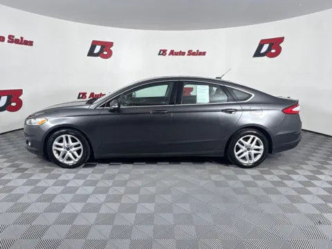 Another view of 2016 Ford Fusion SE for sale in Des Arc, AR at D3 Auto Sales - Des Arc, AR