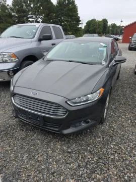 Gray 2016 Ford Fusion SE for sale in Des Arc, AR