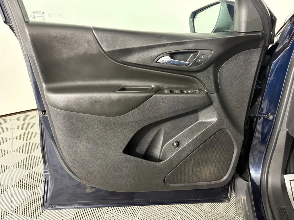 Chevrolet Equinox photo 12