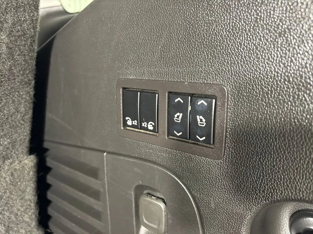 Cadillac Escalade photo 56