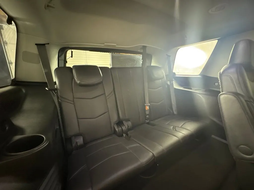 Cadillac Escalade photo 54
