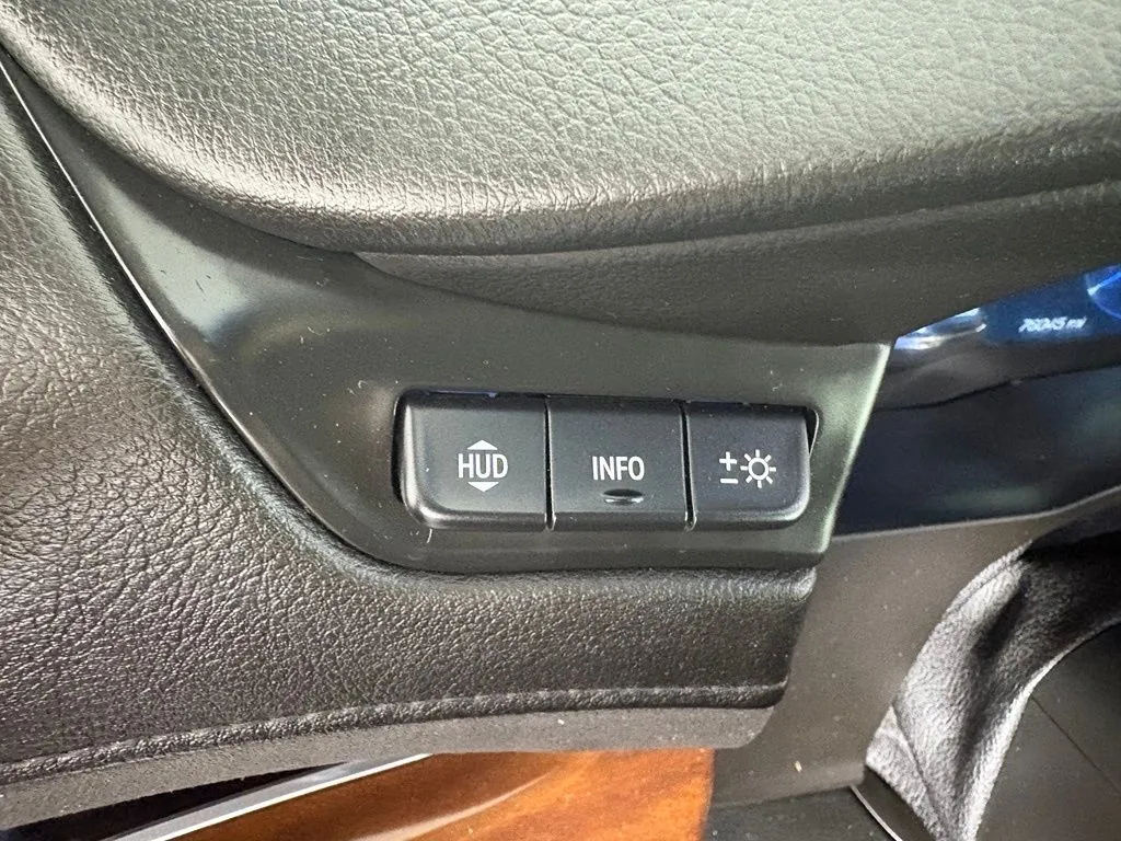 Cadillac Escalade photo 18