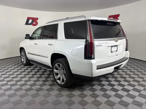 More photos of 2019 Cadillac Escalade Luxury at D3 Auto Sales - Des Arc, AR, AR