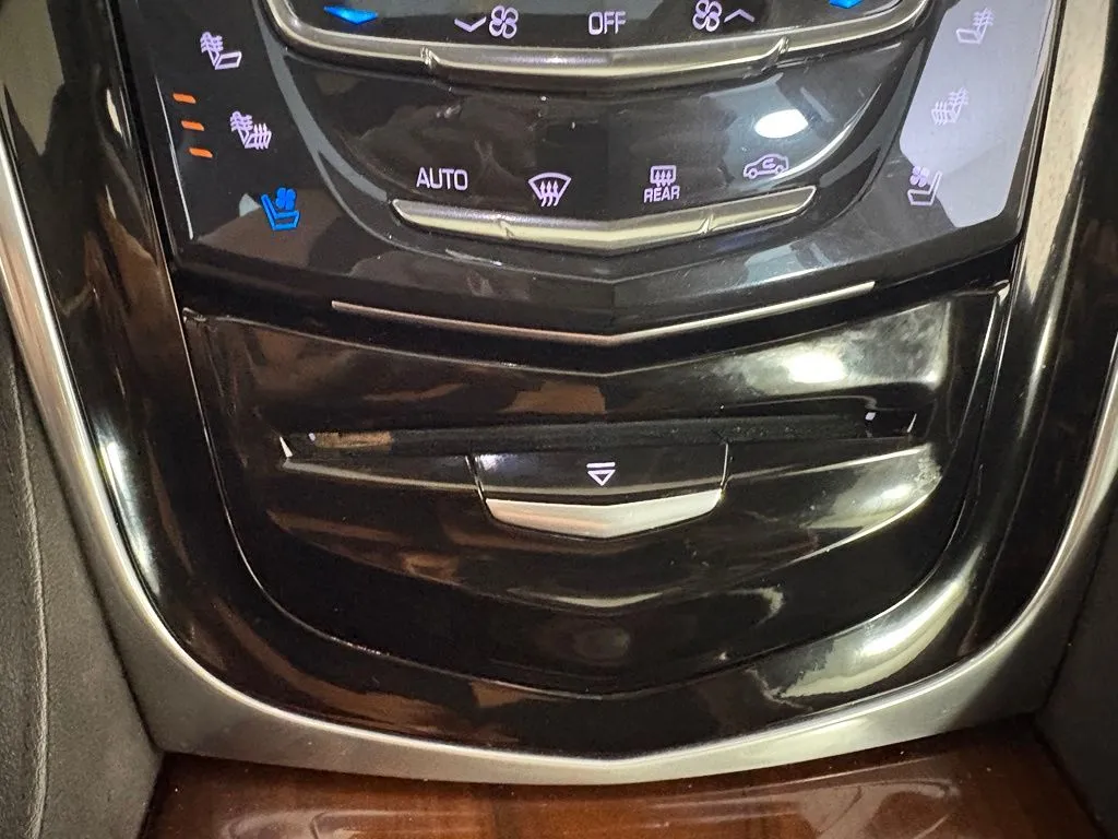 Cadillac Escalade photo 29