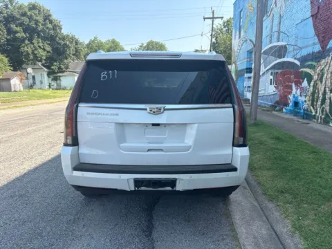 More photos of 2019 Cadillac Escalade Luxury at D3 Auto Sales - Des Arc, AR, AR