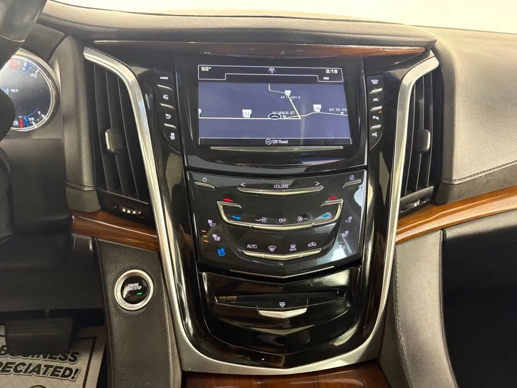 Cadillac Escalade photo 26
