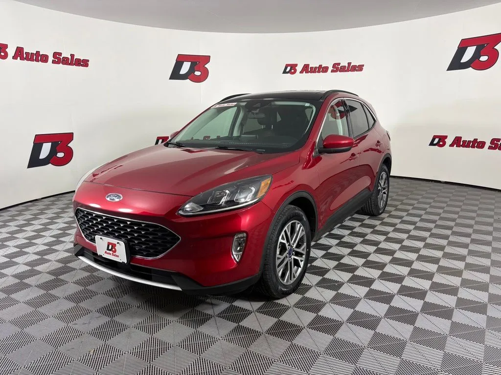 Used 2022 Ford Escape SEL with VIN 1FMCU9H60NUA12420 for sale in Des Arc, AR