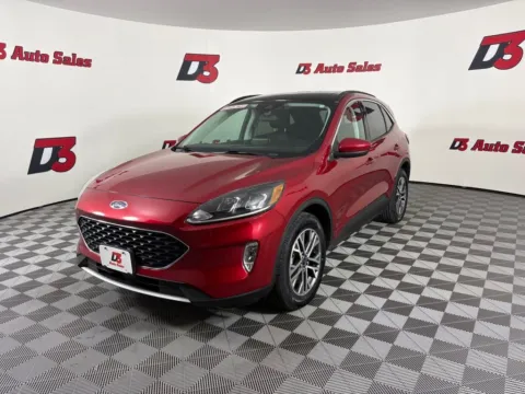 Red 2022 Ford Escape SEL for sale in Des Arc, AR