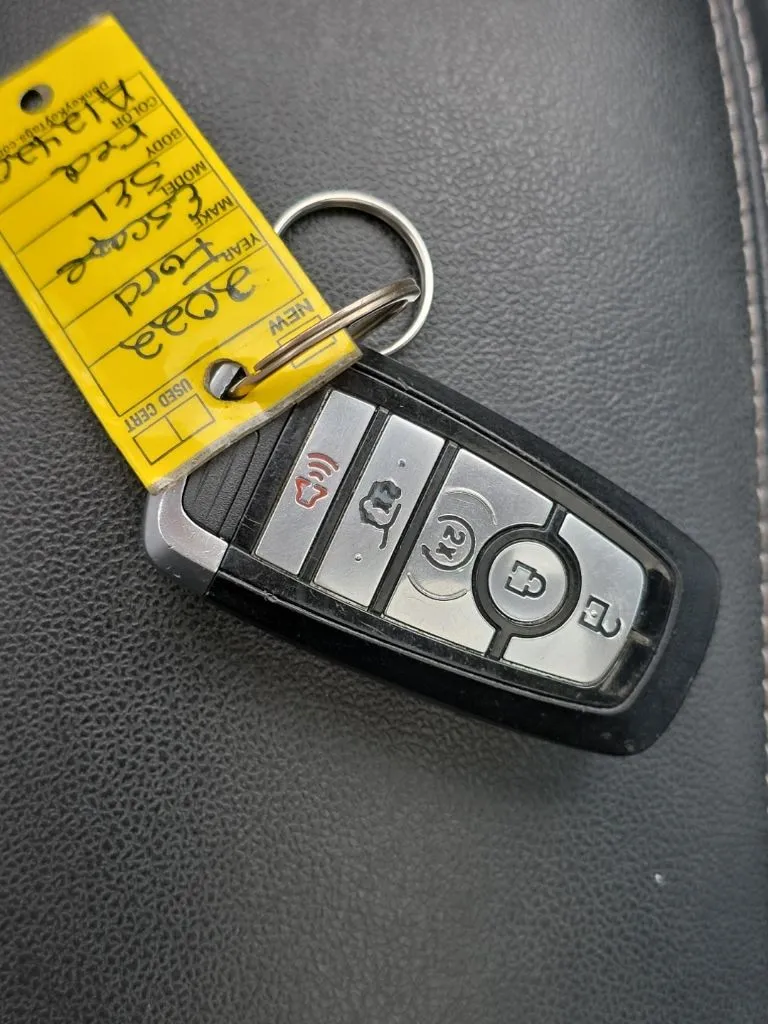 Ford Escape photo 48