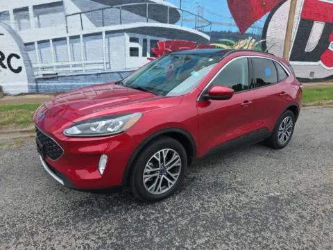 Photos of 2022 Ford Escape SEL for sale in Des Arc, AR at D3 Auto Sales - Des Arc, AR