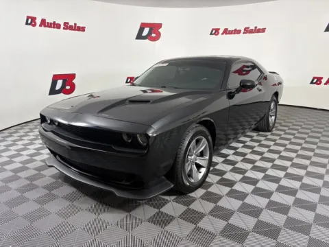 Black 2019 Dodge Challenger SXT for sale in Des Arc, AR