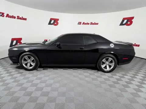 Another view of 2019 Dodge Challenger SXT for sale in Des Arc, AR at D3 Auto Sales - Des Arc, AR