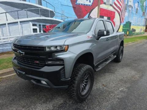 Photos of 2019 Chevrolet Silverado 1500 LT Trail Boss for sale in Des Arc, AR at D3 Auto Sales - Des Arc, AR