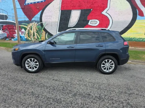 Another view of 2020 Jeep Cherokee Latitude for sale in Des Arc, AR at D3 Auto Sales - Des Arc, AR