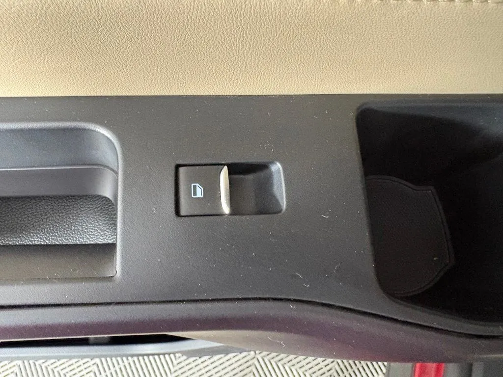 Ford Explorer photo 45