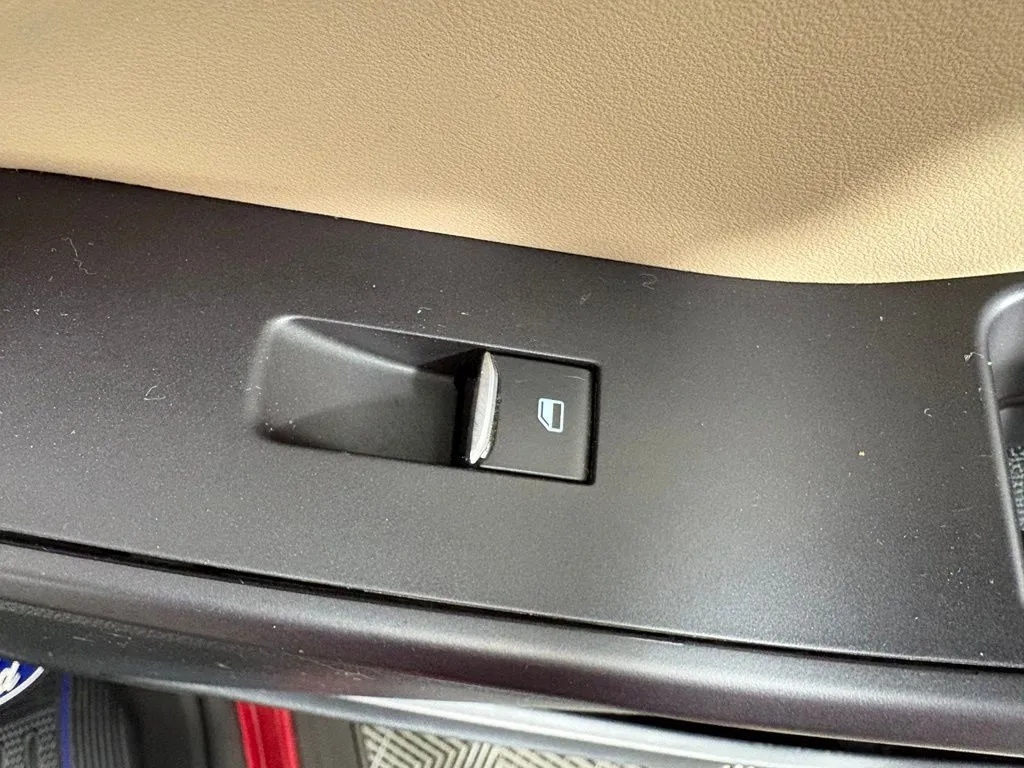 Ford Explorer photo 40