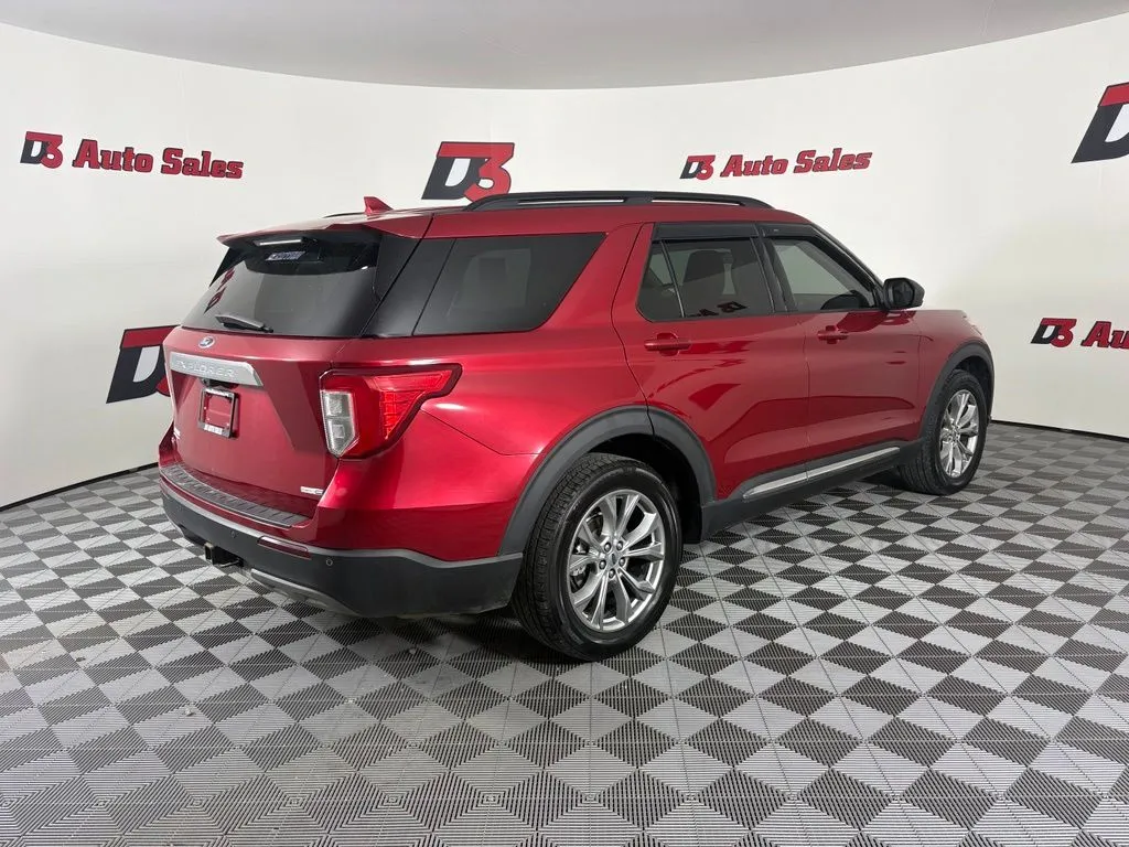 Ford Explorer photo 7
