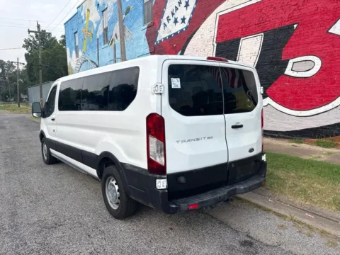 More photos of 2017 Ford Transit-350 XL at D3 Auto Sales - Des Arc, AR, AR
