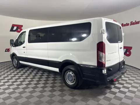 More photos of 2017 Ford Transit-350 XL at D3 Auto Sales - Des Arc, AR, AR