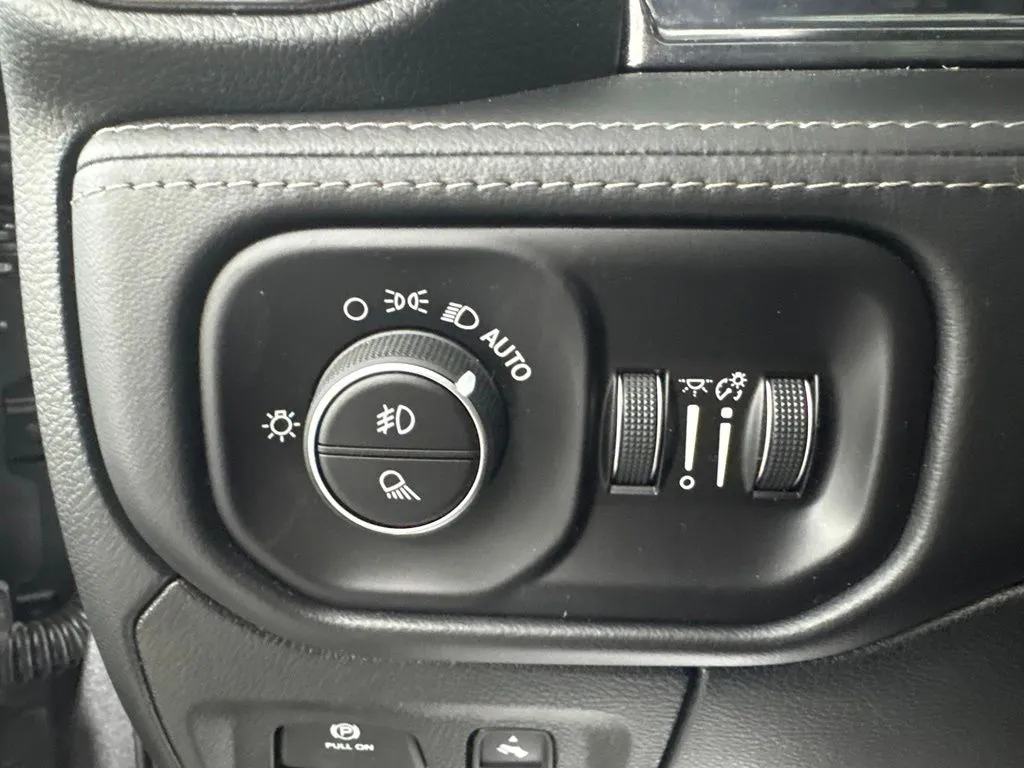 Ram 1500 photo 17
