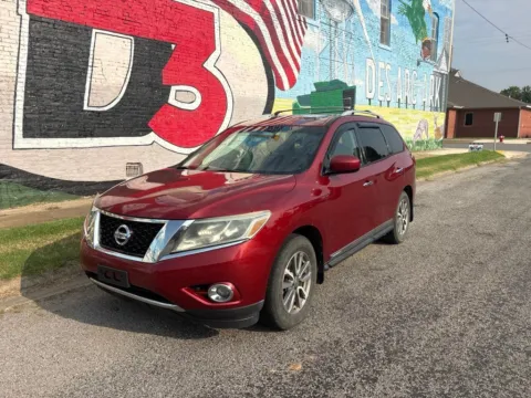 Photos of 2014 Nissan Pathfinder SL for sale in Des Arc, AR at D3 Auto Sales - Des Arc, AR