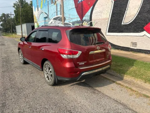 More photos of 2014 Nissan Pathfinder SL at D3 Auto Sales - Des Arc, AR, AR