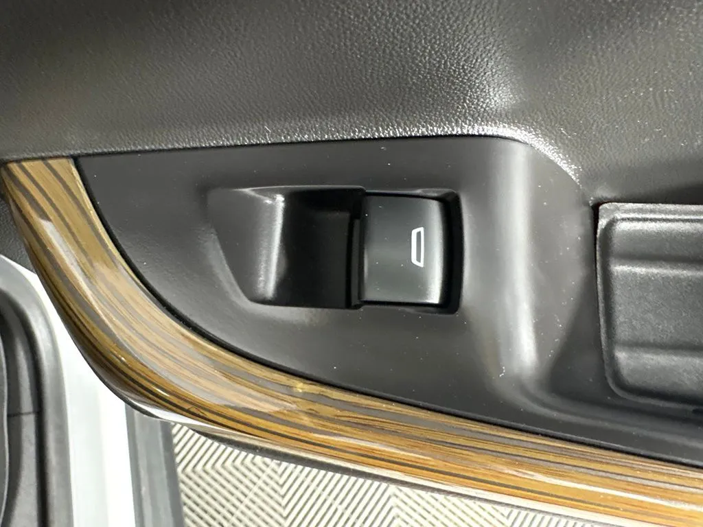 GMC Acadia photo 49
