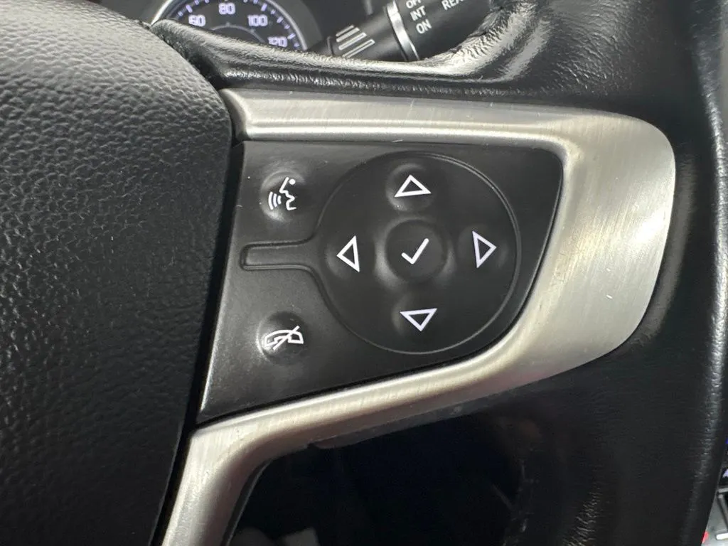 GMC Acadia photo 24