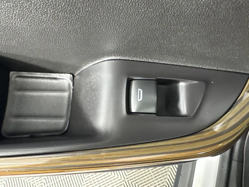 GMC Acadia photo 45