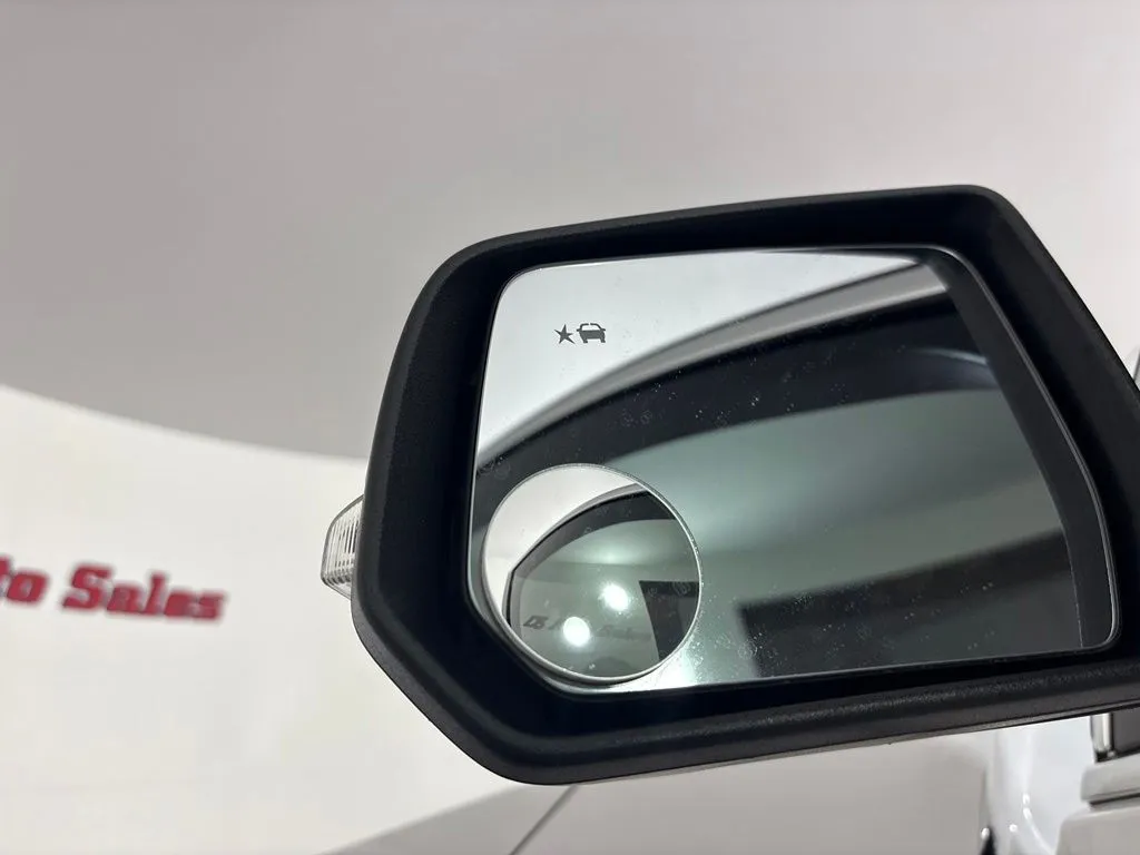GMC Acadia photo 20