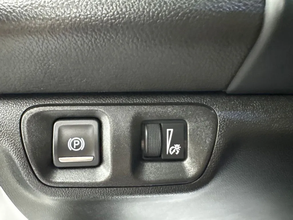 GMC Acadia photo 21
