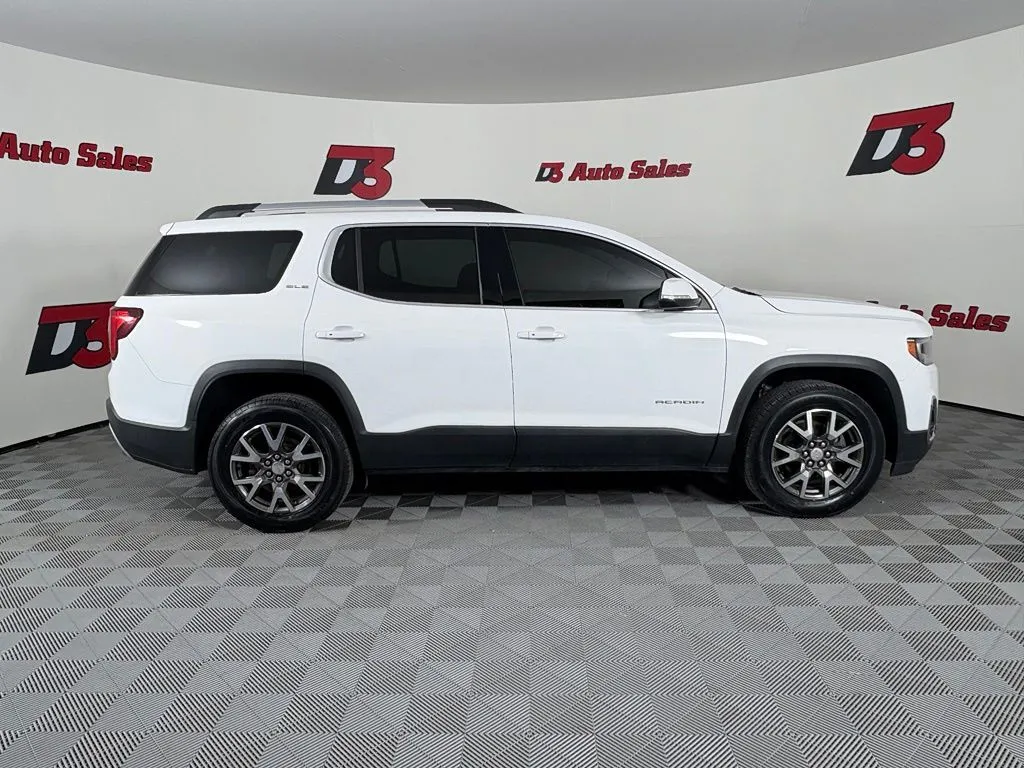GMC Acadia photo 8