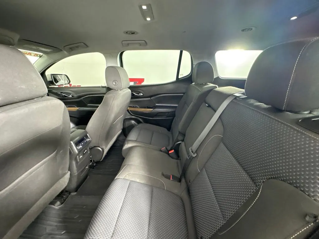 GMC Acadia photo 43
