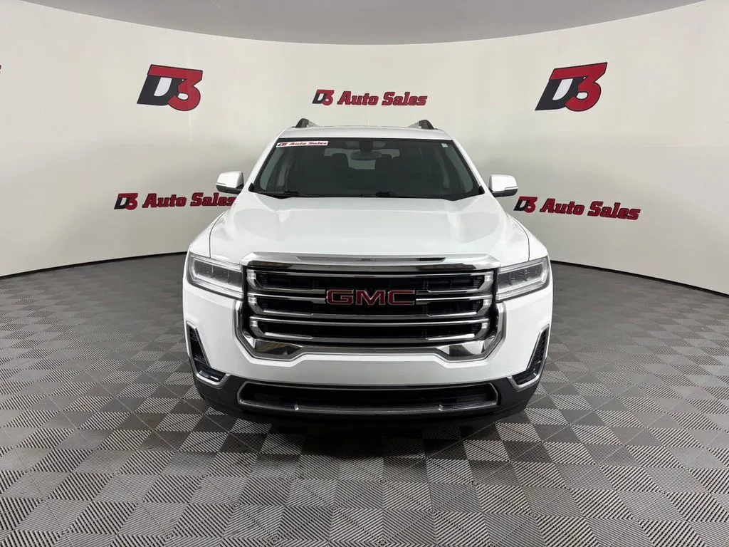 GMC Acadia photo 11