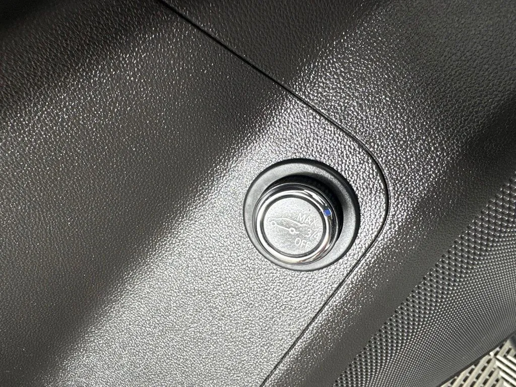 GMC Acadia photo 19