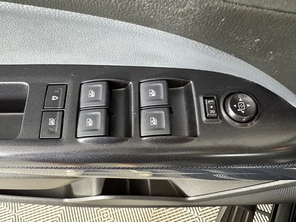 Chevrolet Colorado photo 15