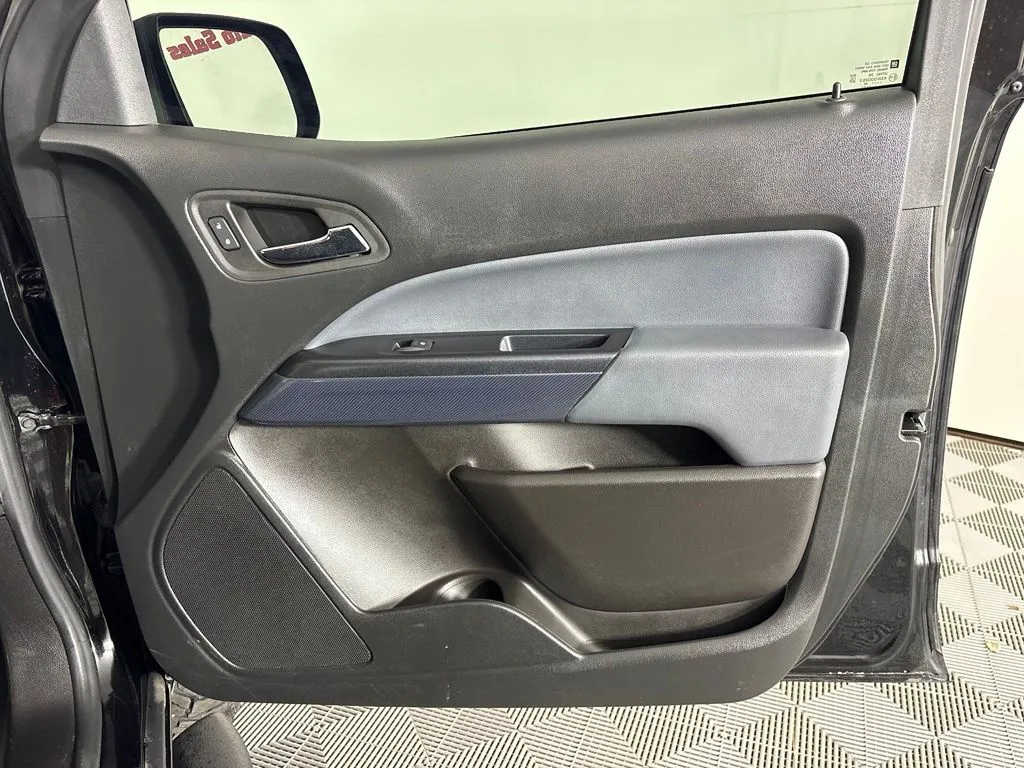 Chevrolet Colorado photo 35