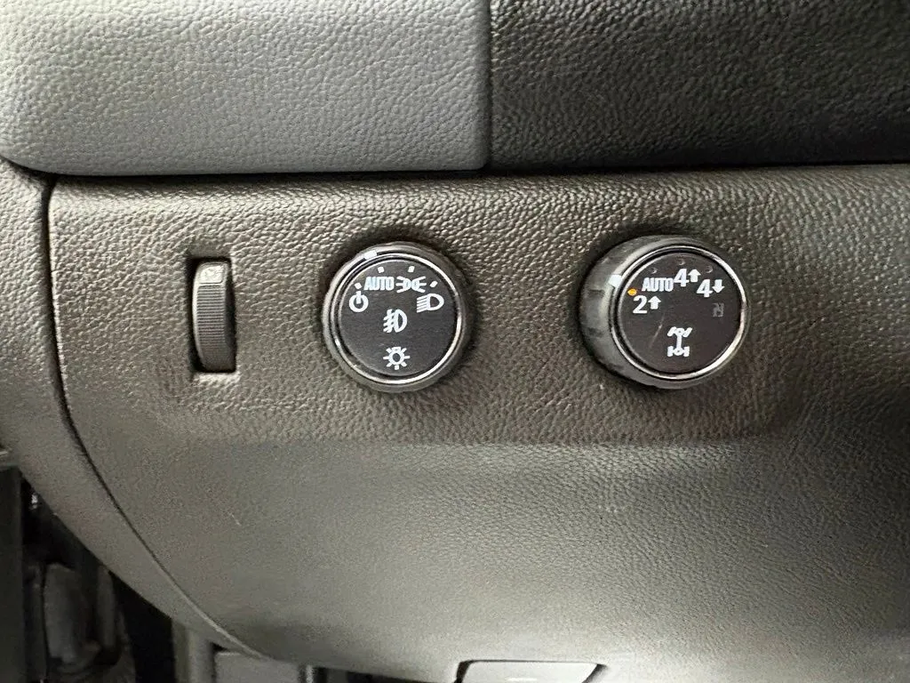 Chevrolet Colorado photo 17