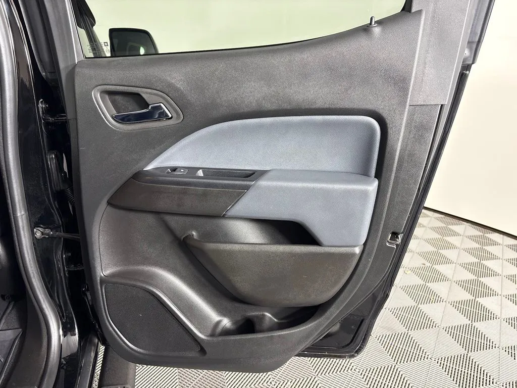 Chevrolet Colorado photo 44