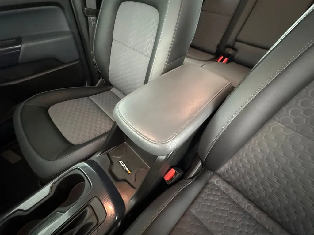 Chevrolet Colorado photo 31