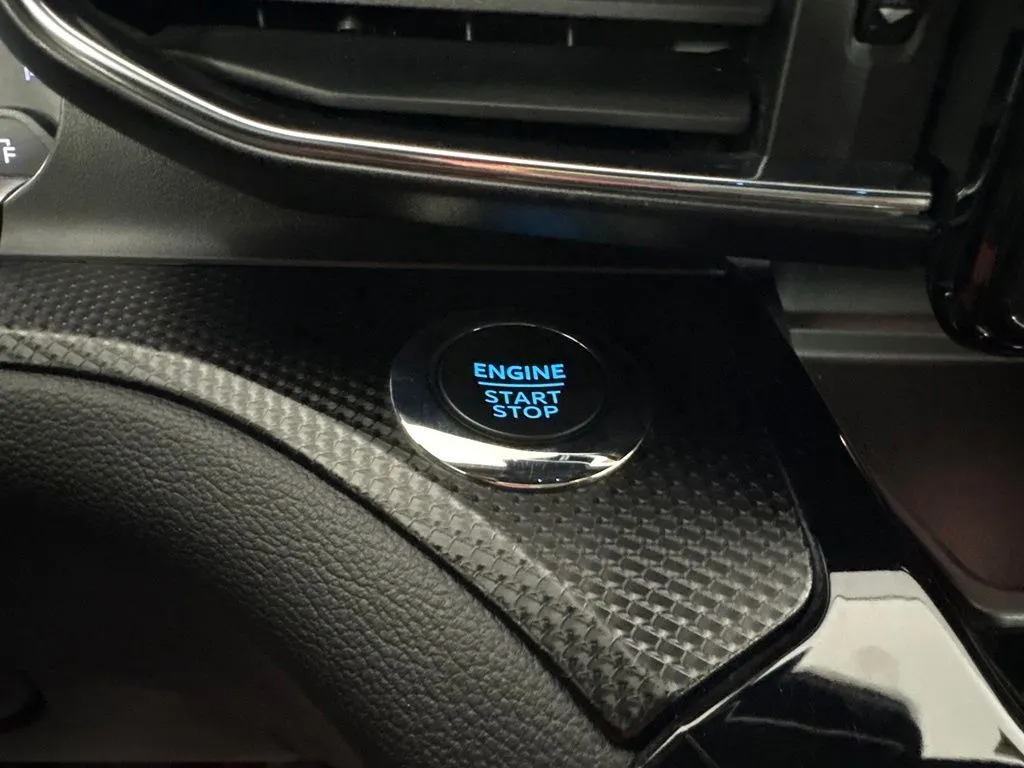 Ford Explorer photo 26
