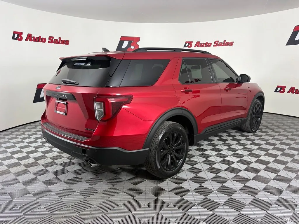 Ford Explorer photo 6