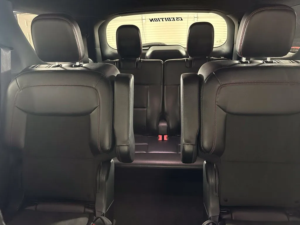 2023 Ford Explorer ST-LINE - Photo 41