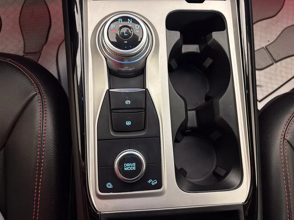 2023 Ford Explorer ST-LINE - Photo 29