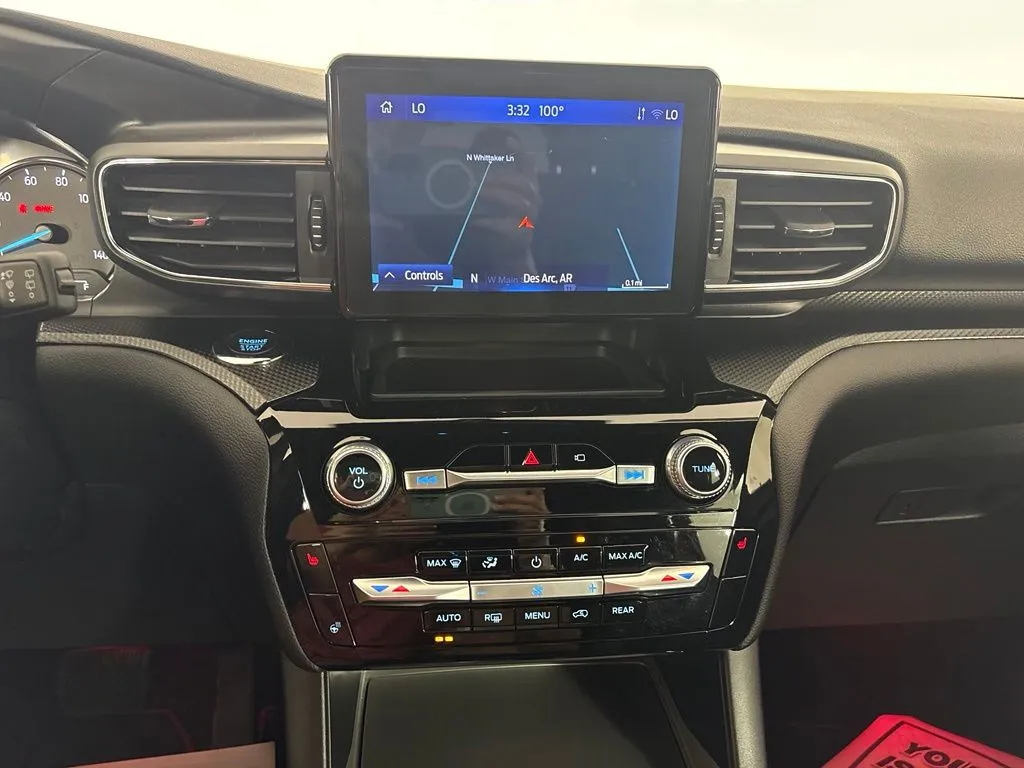 Ford Explorer photo 21