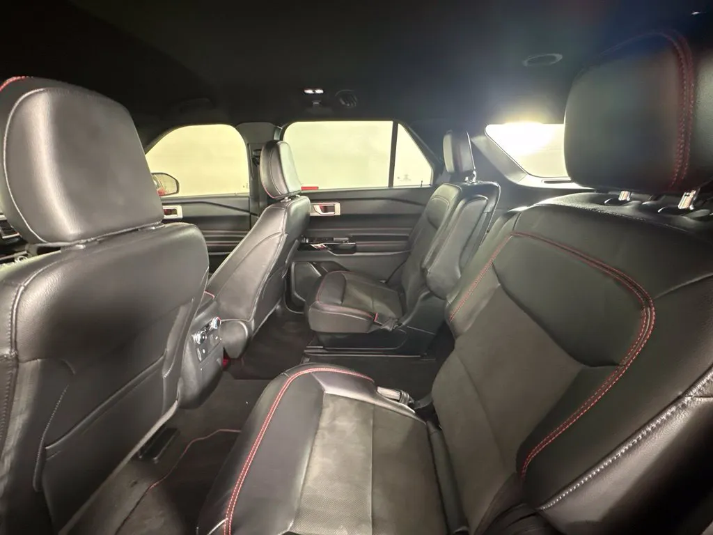 2023 Ford Explorer ST-LINE - Photo 42